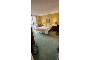 8075 SW 107th Ave APT 213, Miami, FL 33173, Sold 08/25/23