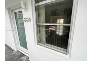 1519 Drexel Ave APT 204, Miami Beach, FL 33139, Sold 05/16/23