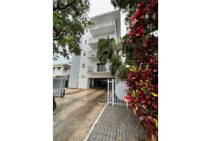 1519 Drexel Ave APT 204, Miami Beach, FL 33139, Sold 05/16/23