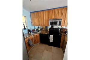 600 NE 25th St, Miami, FL 33137, Sold 02/14/25