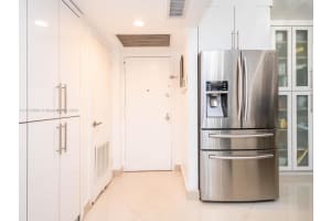 3375 N Country Club Dr APT 1009, Aventura, FL 33180, Sold 06/01/23