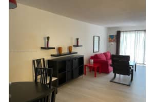1610 Lenox Ave. APT 305, Miami Beach, FL 33139, Sold 08/24/23