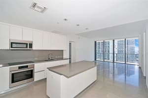 68 SE 6th St Apt 2107, Miami, FL 33131, Sold 07/28/23