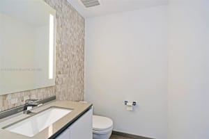68 SE 6th St Apt 2107, Miami, FL 33131, Sold 07/28/23