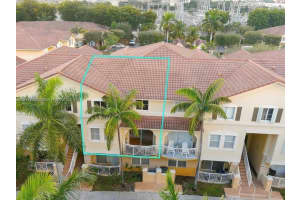 8964 W Flagler St APT 215, Miami, FL 33174, Sold 06/15/23