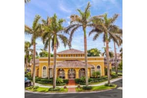 8862 W Flagler St APT 8, Miami, FL 33174, Sold 08/25/23