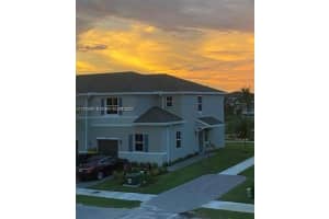 804 SE 18th St, Homestead, FL 33034, Sold 02/22/24