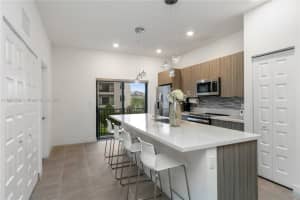 7855 NW 104th Ave Apartment 25, Doral, FL 33178, Sold 06/09/23