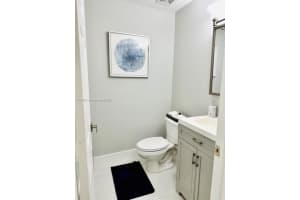 8501 NW 138th St APT 2202, Miami Lakes, FL 33016, Sold 06/30/23