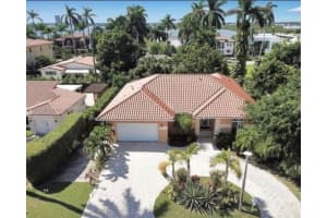 7720 Center Bay Dr, North Bay Village, FL 33141, Sold 07/28/23
