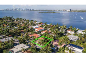 7720 Center Bay Dr, North Bay Village, FL 33141, Sold 07/28/23