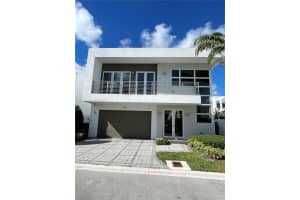 10054 NW 76th Terrace, Doral, FL 33178, Sold 05/09/23