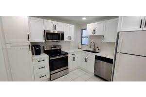 248 Poinciana Island Dr #506, Sunny Isles Beach, FL 33160, Sold 04/12/24
