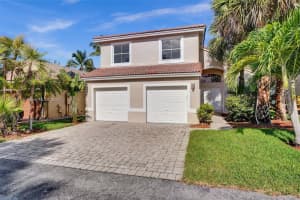 5282 SW 38th Ave, Fort Lauderdale, FL 33312, Sold 08/03/23