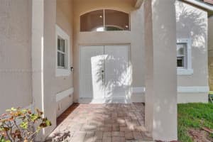 5282 SW 38th Ave, Fort Lauderdale, FL 33312, Sold 08/03/23