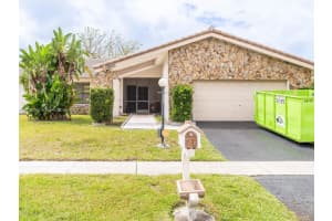 8900 NW 80th Dr, Tamarac, FL 33321, Sold 05/22/23