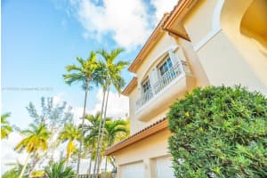 9716 NW 29th St, Doral, FL 33172, Sold 03/14/24