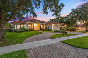 13382 SW 42nd St, Davie, FL 33330, Sold 06/16/23