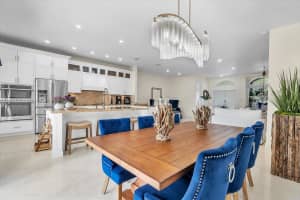 527 SE 23rd Dr, Homestead, FL 33033, Sold 08/18/23