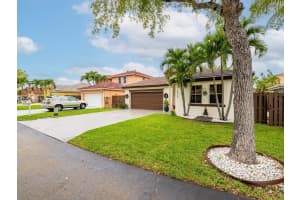 16323 SW 83rd Ln, Miami, FL 33193, Sold 07/10/23