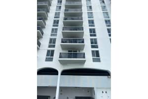 7928 West Dr APT 903, North Bay Village, FL 33141, Sold 06/24/23