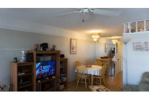 815 SW 10th Terrace #15v, Hallandale Beach, FL 33009, Sold 04/17/24