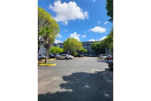 310 Fontainebleau Blvd APT 502, Miami, FL 33172, Sold 08/30/23