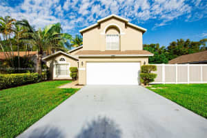 2785 Foxhall Dr W, West Palm Beach, FL 33417, Sold 05/31/23