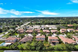 13045 SW 13th St, Davie, FL 33325, Sold 06/26/23
