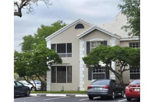2871 N Oakland Forest Dr APT 202, Oakland Park, FL 33309, Sold 07/06/23