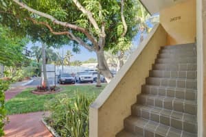 2807 NE 164th St #3, North Miami Beach, FL 33160, Sold 06/09/23