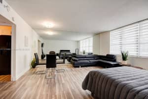100 Lincoln Rd #901, Miami Beach, FL 33139, Sold 09/06/23