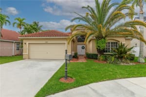 618 Cambridge Terrace, Weston, FL 33326, Sold 06/30/23