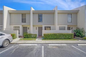 9870 NW 10th St #94, Pembroke Pines, FL 33024, Sold 08/25/23