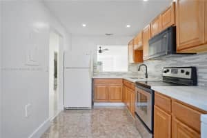 9870 NW 10th St #94, Pembroke Pines, FL 33024, Sold 08/25/23