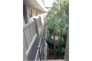 900 Colony Point Cir APT 405, Pembroke Pines, FL 33026, Sold 06/12/23