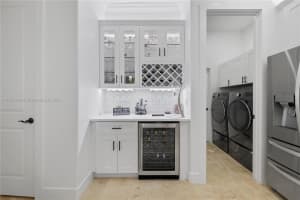 10914 Phoenix Way, Naples, FL 34119, Sold 08/10/23