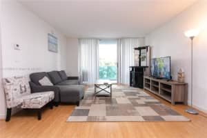 4001 S Ocean Dr #2m, Hollywood, FL 33019, Sold 08/09/23