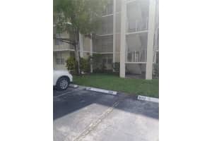 2999 NW 48th Ave APT 340, Lauderdale Lakes, FL 33313, Sold 08/15/23