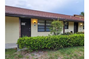 431 Glenwood Dr #431, West Palm Beach, FL 33415, Sold 12/13/23