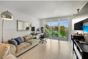 3001 S Ocean Dr APT 433, Hollywood, FL 33019, Sold 06/20/23