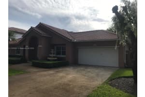 15536 NW 83rd Ave, Hialeah, FL 33016, Sold 06/20/23