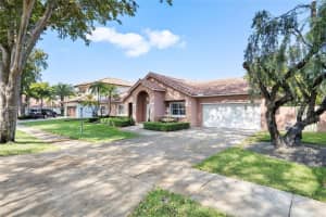 15536 NW 83rd Ave, Hialeah, FL 33016, Sold 06/20/23