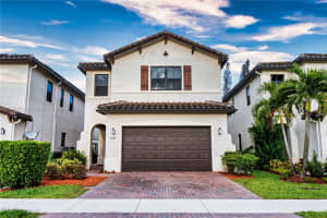 9499 W 32nd Ln, Hialeah, FL 33018, Sold 11/15/23