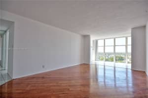 800 Parkview Dr APT 927, Hallandale Beach, FL 33009, Sold 08/03/23