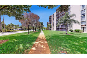 3101 N Country Club Dr APT 605, Aventura, FL 33180, Sold 11/20/23