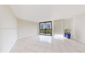 3101 N Country Club Dr APT 605, Aventura, FL 33180, Sold 11/20/23