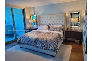 Fort Lauderdale, FL 33304, Sold 05/22/23