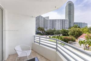 1401 Bay Rd APT 313, Miami Beach, FL 33139, Sold 06/12/23