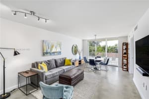 1401 Bay Rd APT 313, Miami Beach, FL 33139, Sold 06/12/23